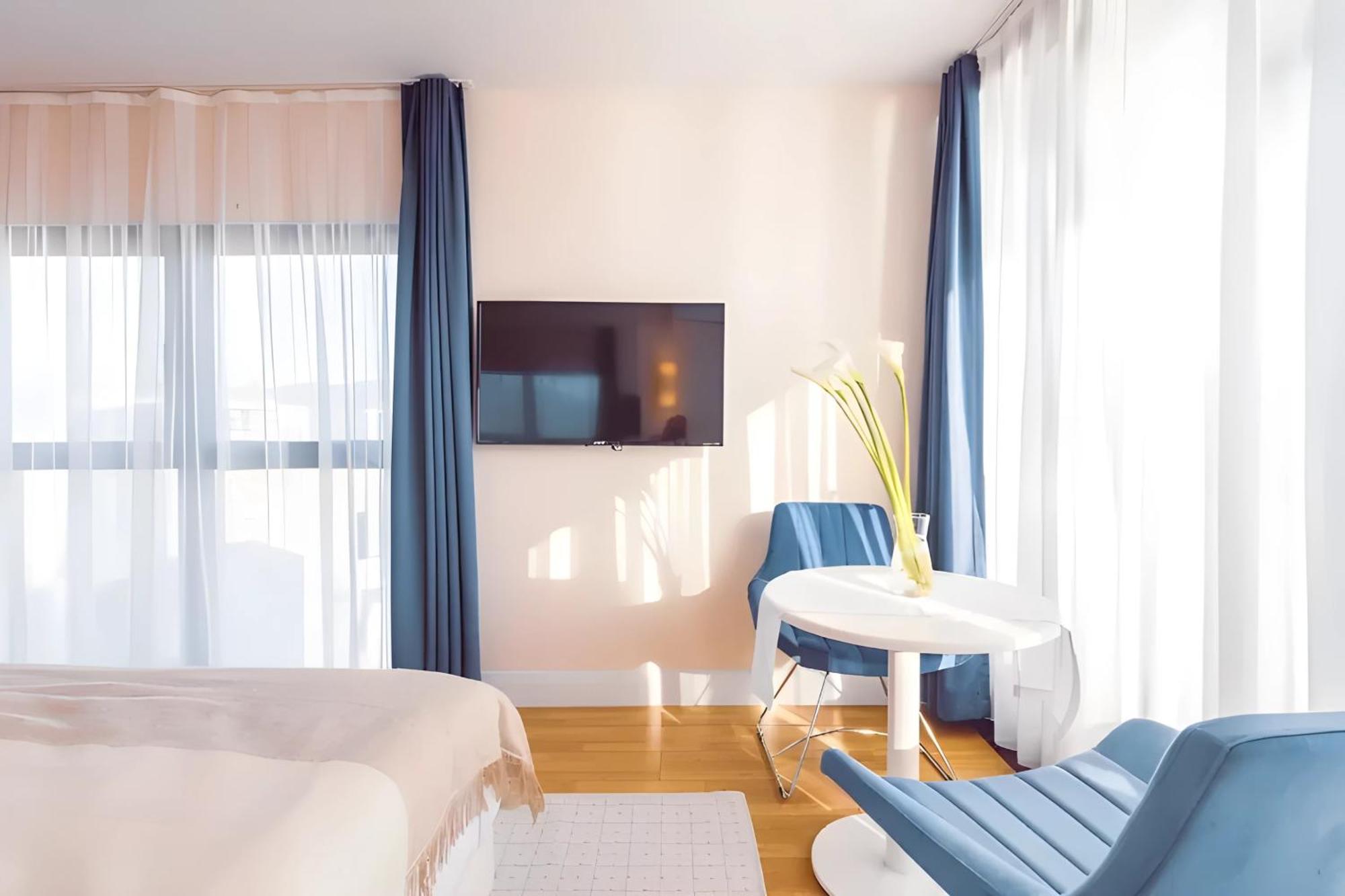 Luxury Orbi City Sea View Aparthotel Batoumi Extérieur photo