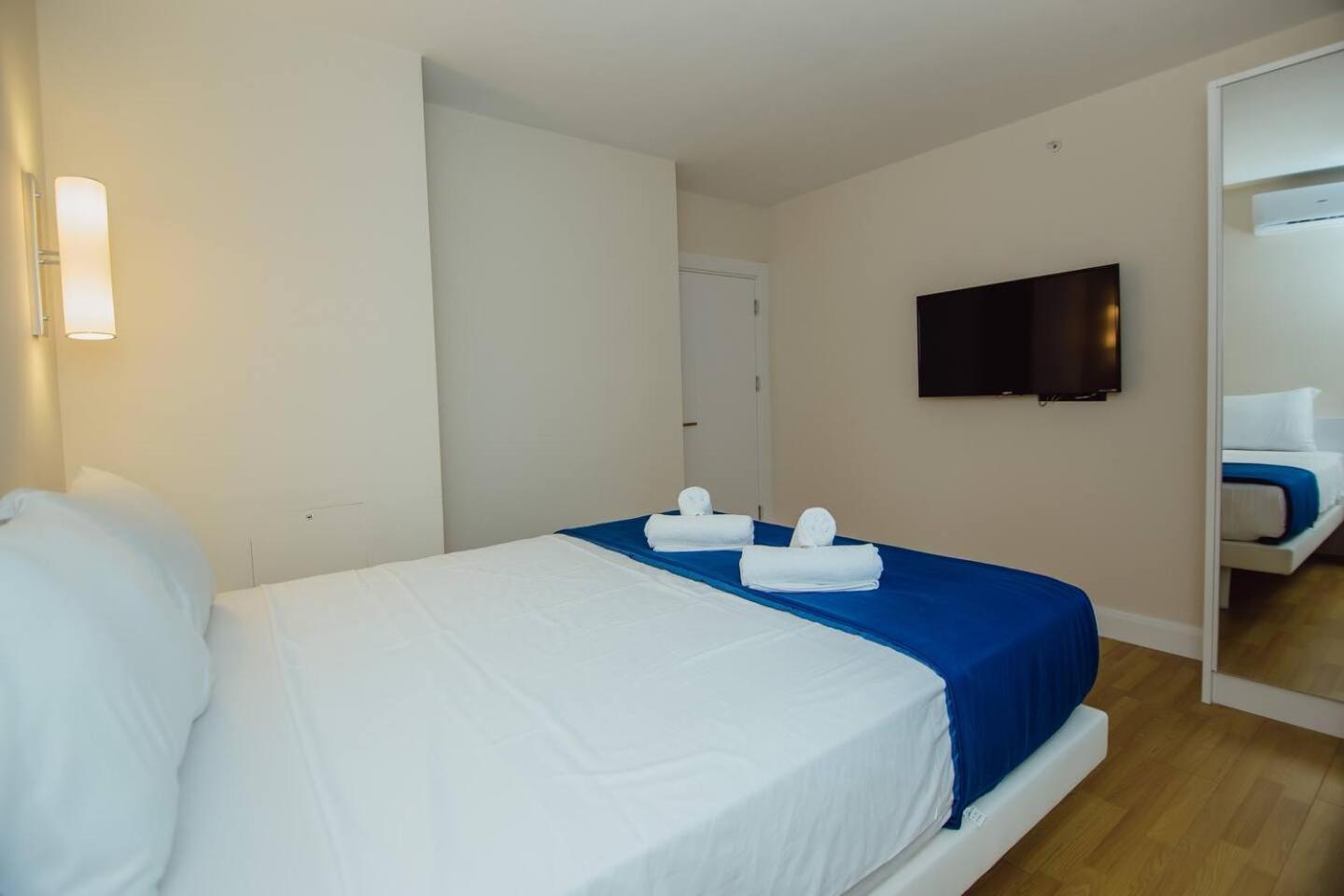 Luxury Orbi City Sea View Aparthotel Batoumi Extérieur photo