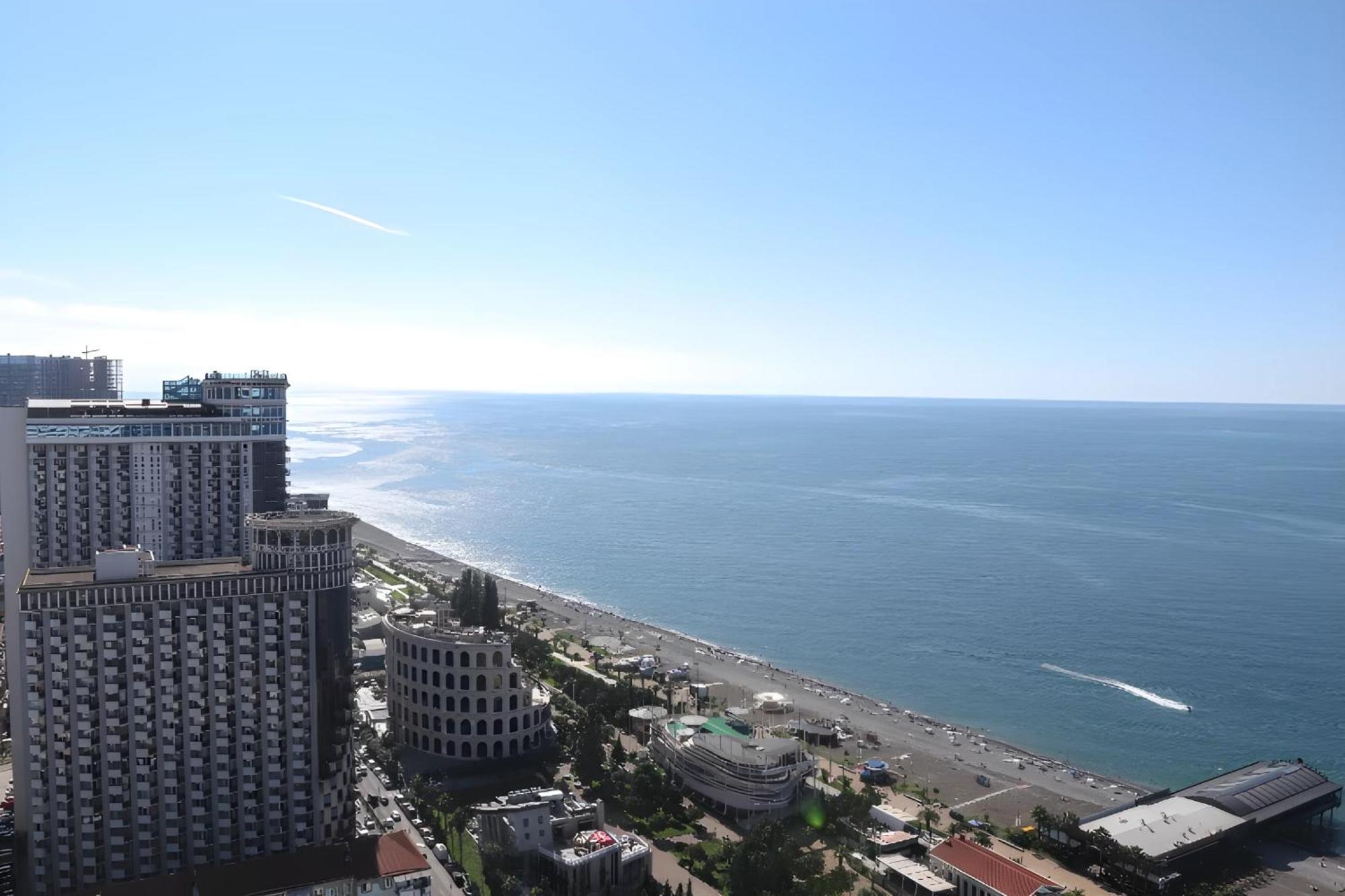 Luxury Orbi City Sea View Aparthotel Batoumi Extérieur photo