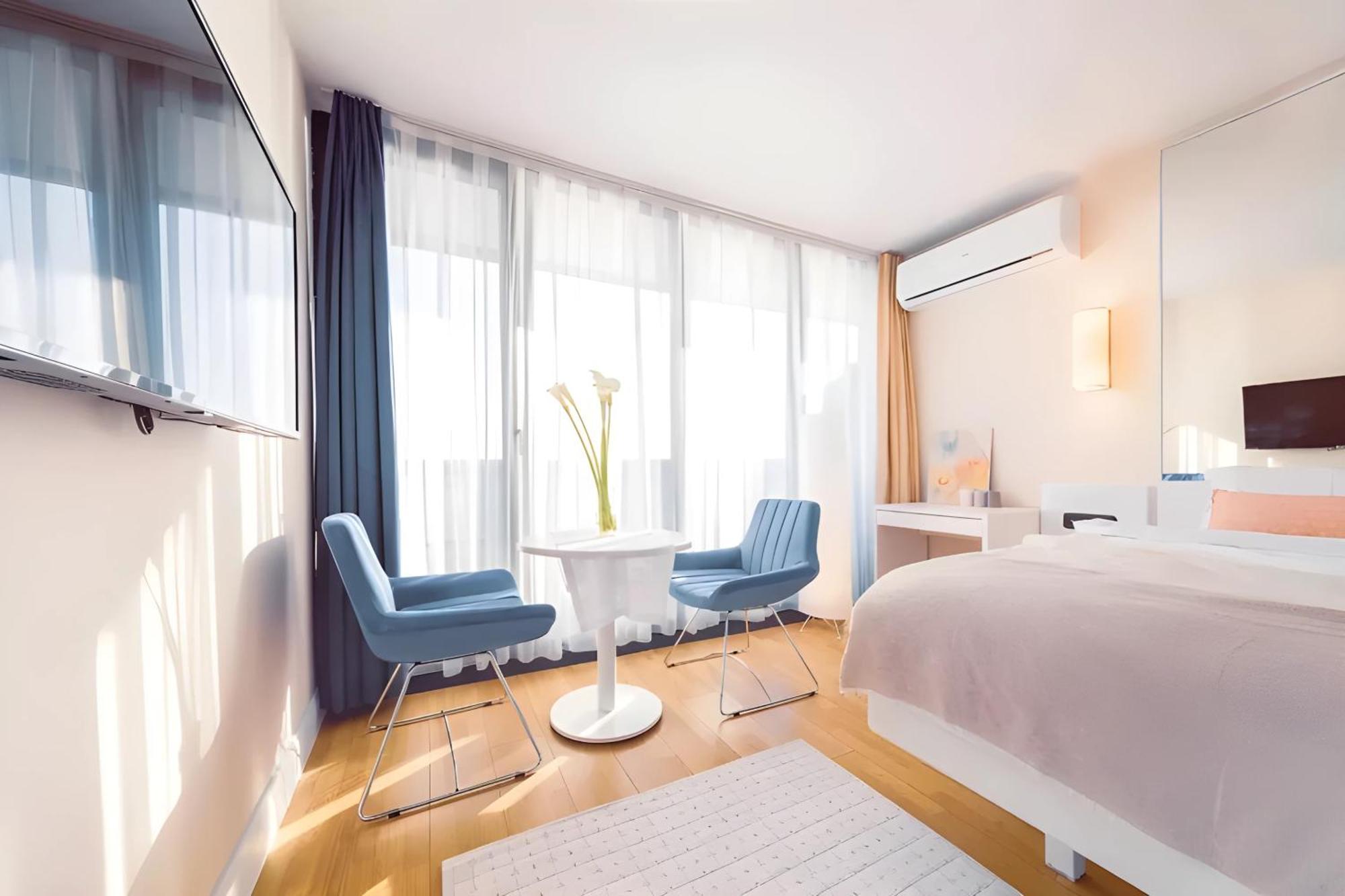 Luxury Orbi City Sea View Aparthotel Batoumi Extérieur photo